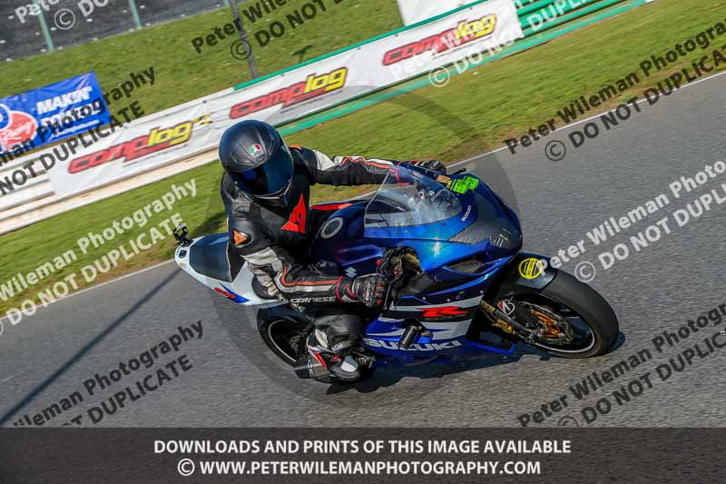 PJM Wedding Photography;enduro digital images;event digital images;eventdigitalimages;mallory park;mallory park photographs;mallory park trackday;mallory park trackday photographs;no limits trackdays;peter wileman photography;racing digital images;trackday digital images;trackday photos